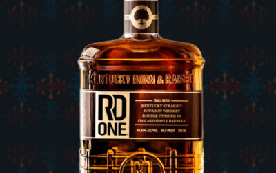RD1 Double Finished In Oak and Maple Barrels 4 Years Old Kentucky Straight Bourbon